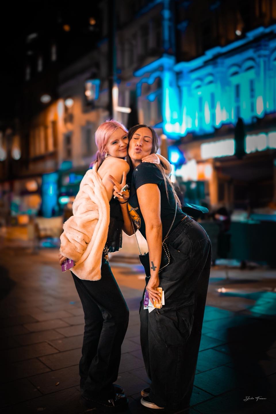 Vibrant City Friends